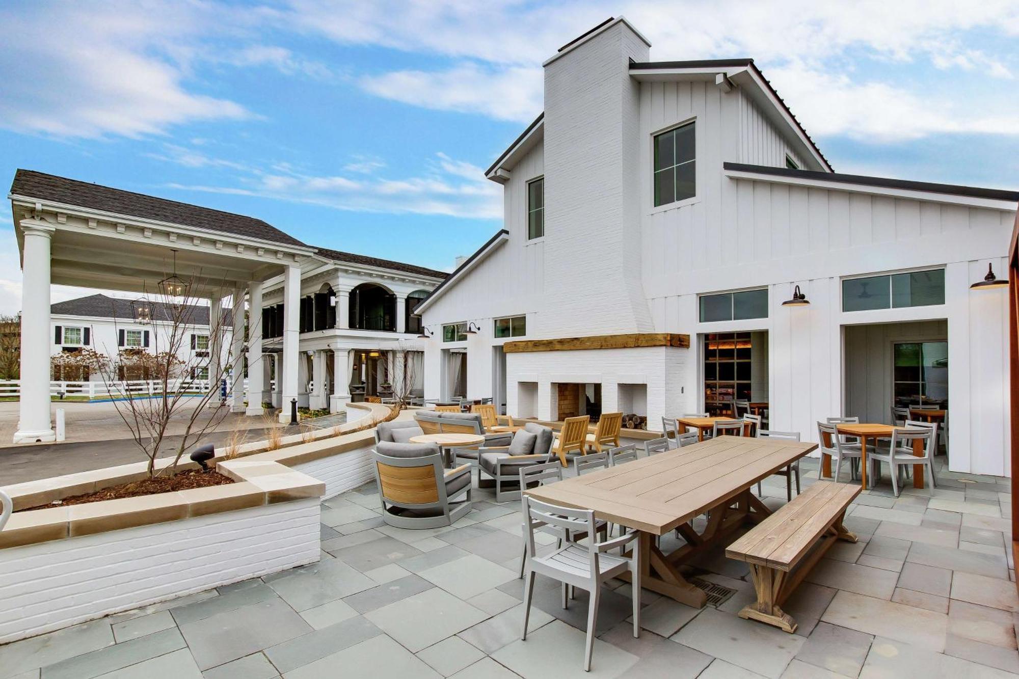 The Campbell House Lexington, Curio Collection By Hilton Hotel Exterior photo